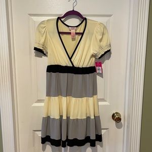 🆕 NWT Cute Color Block Candie’s Dress NWT